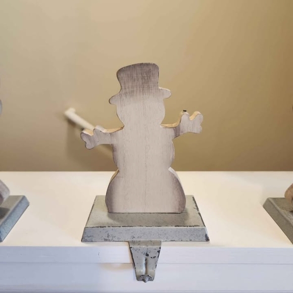 Set of 4 Holiday Stocking Holders - Picture 3 of 5